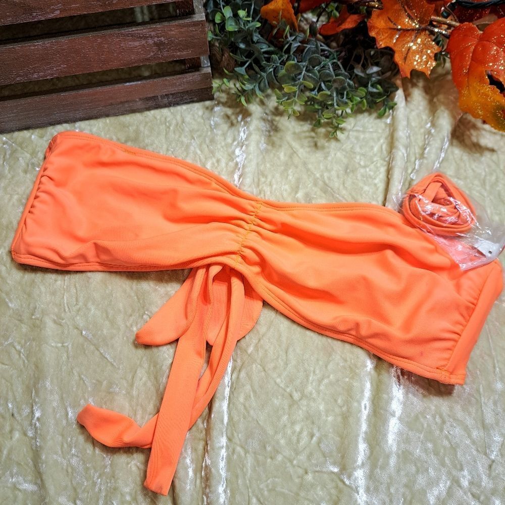 NWT Body Glove Convertible Bikini Top